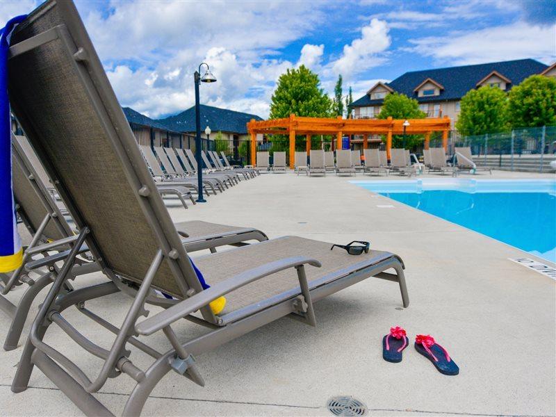 Bighorn Meadows Resort Radium Hot Springs Luaran gambar