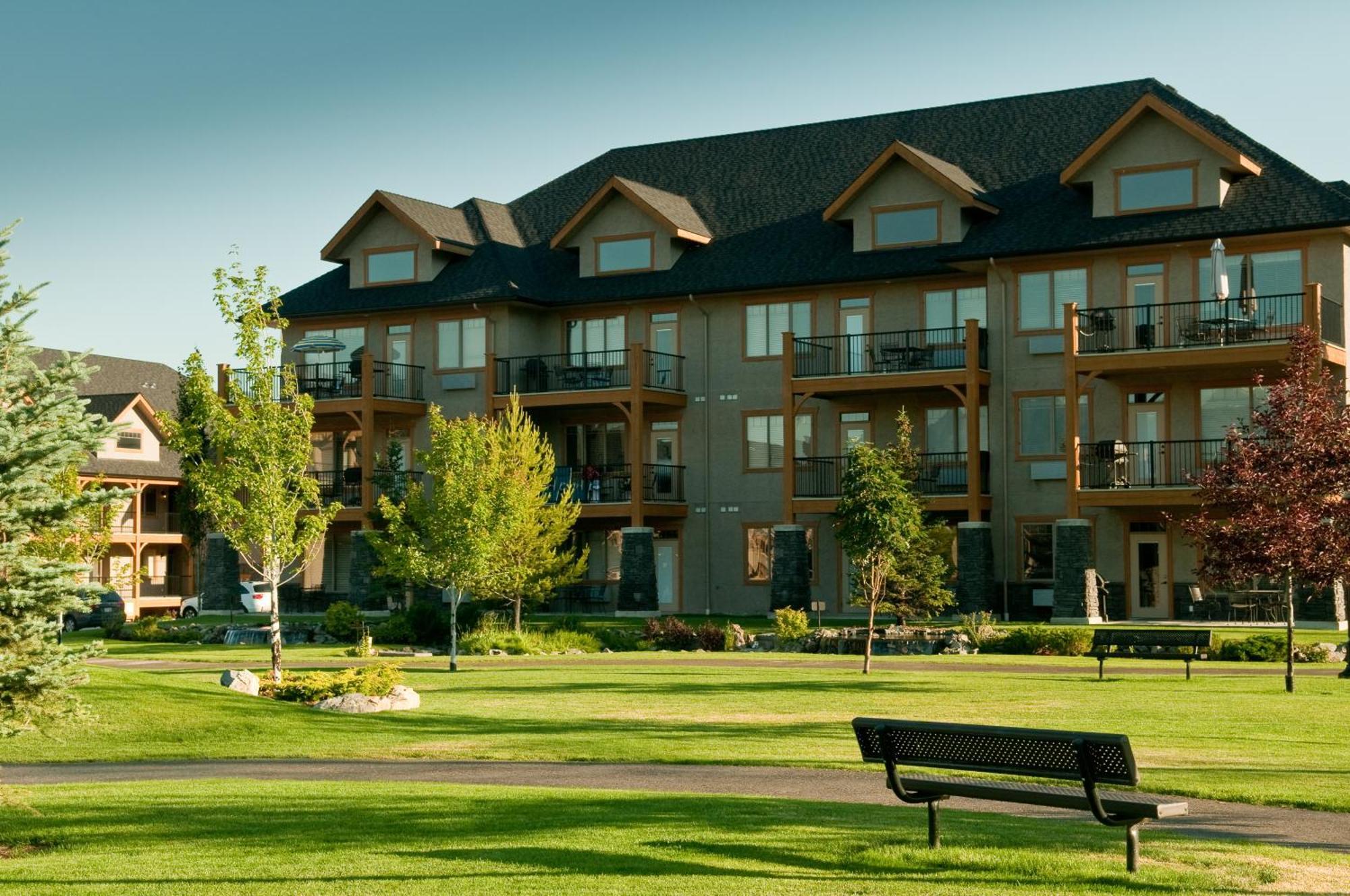 Bighorn Meadows Resort Radium Hot Springs Luaran gambar