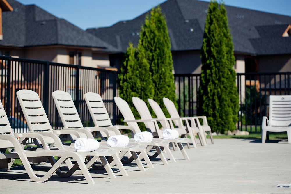 Bighorn Meadows Resort Radium Hot Springs Luaran gambar