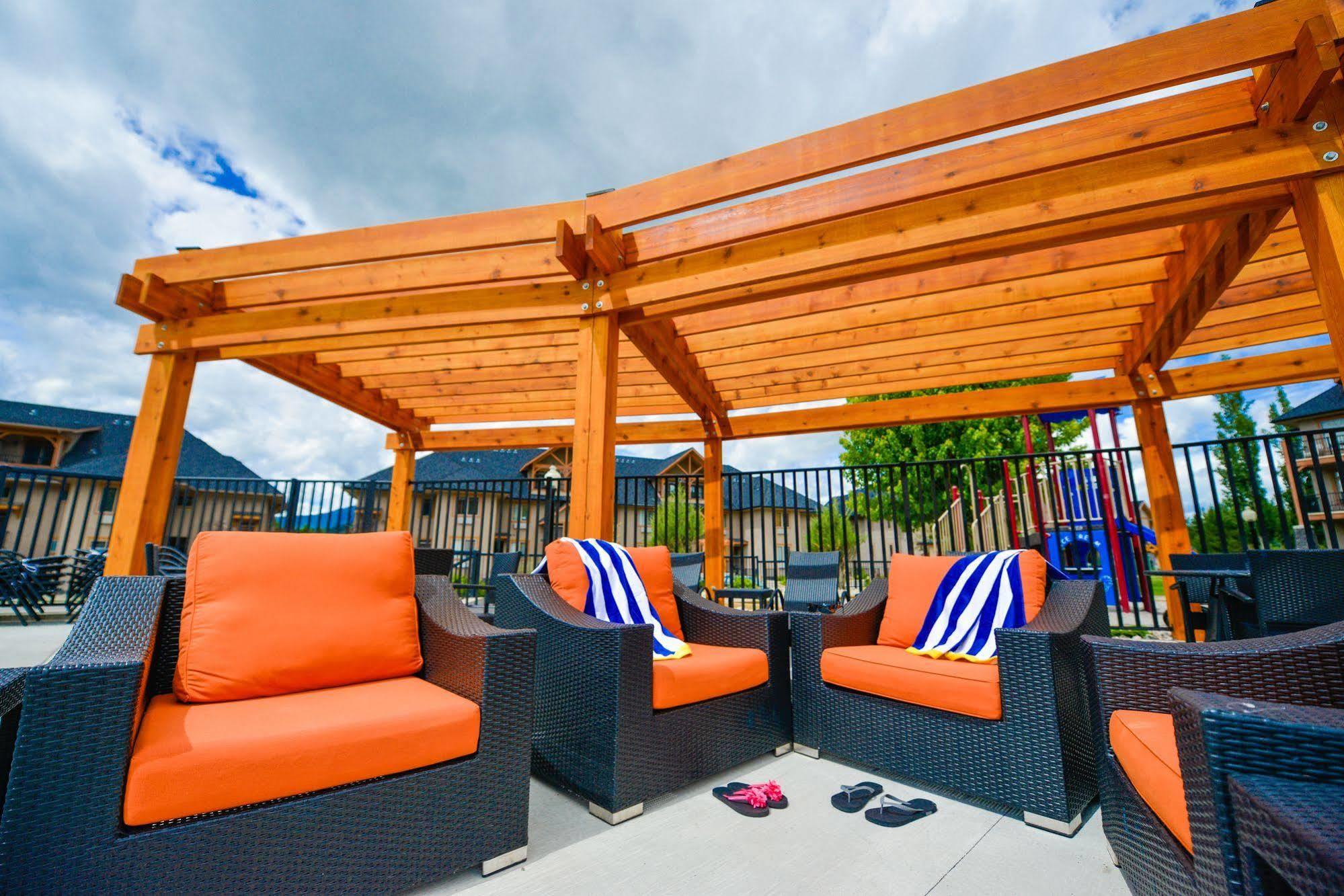Bighorn Meadows Resort Radium Hot Springs Luaran gambar