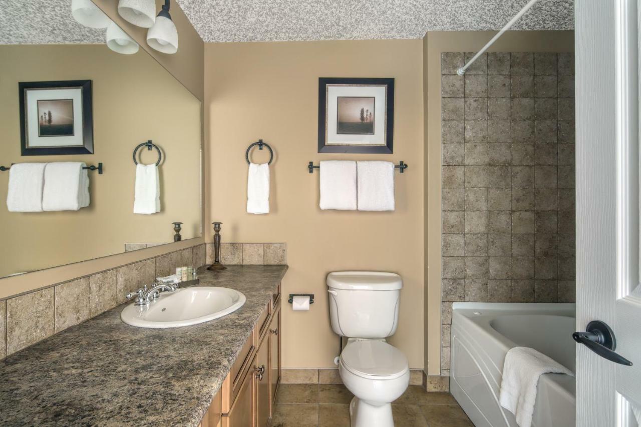 Bighorn Meadows Resort Radium Hot Springs Luaran gambar