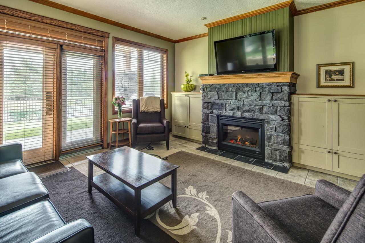 Bighorn Meadows Resort Radium Hot Springs Luaran gambar